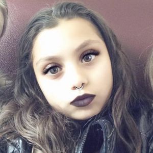 Meet your Posher, Kaitlyn